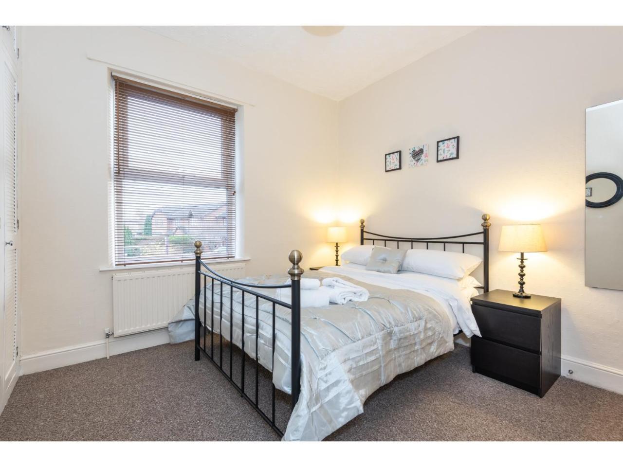 Apartmán Beautiful 2 Bed With Free Parking - Pass The Keys York Exteriér fotografie