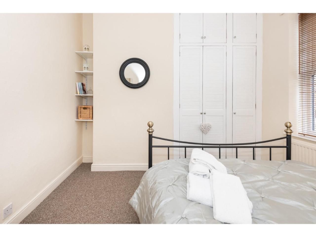 Apartmán Beautiful 2 Bed With Free Parking - Pass The Keys York Exteriér fotografie